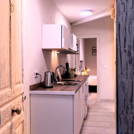 Apartamentos Carolina By Gaiarooms ليون المظهر الخارجي الصورة