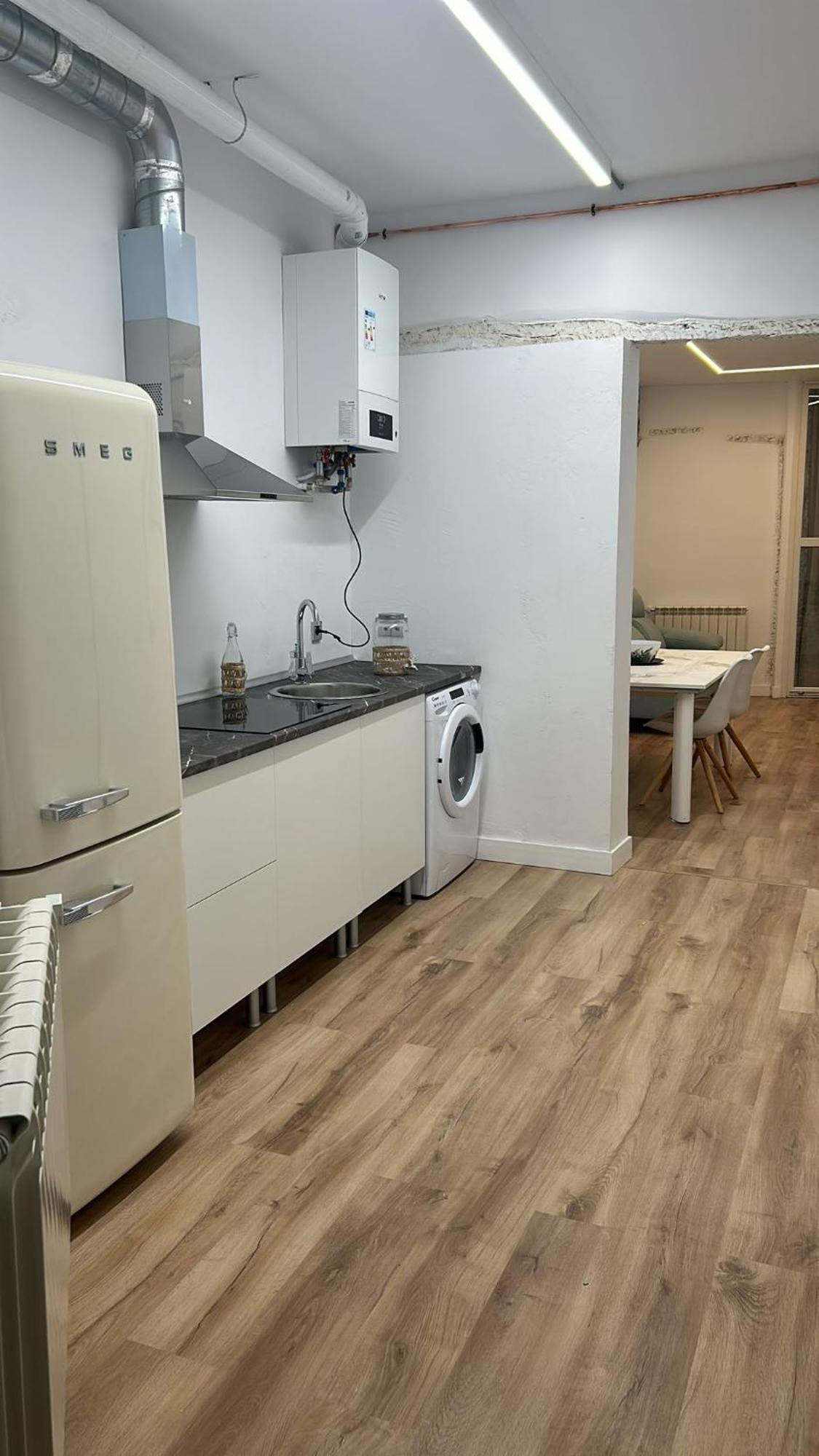 Apartamentos Carolina By Gaiarooms ليون المظهر الخارجي الصورة