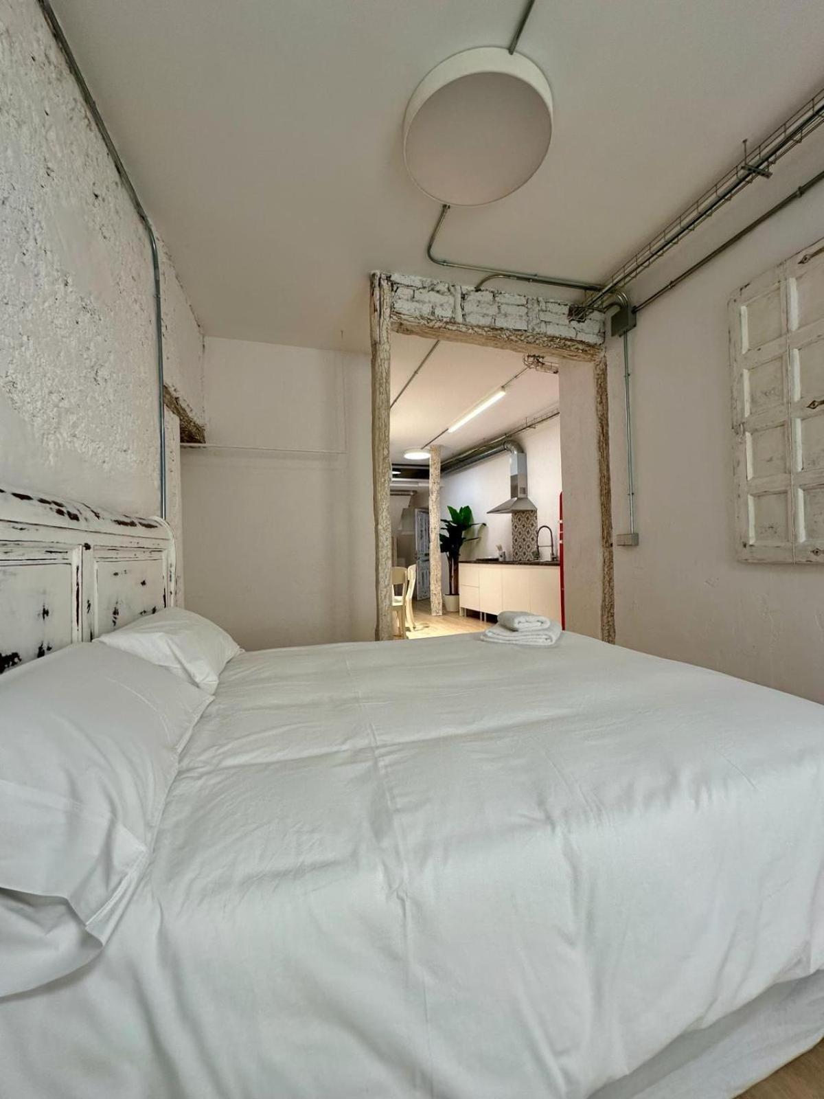 Apartamentos Carolina By Gaiarooms ليون المظهر الخارجي الصورة