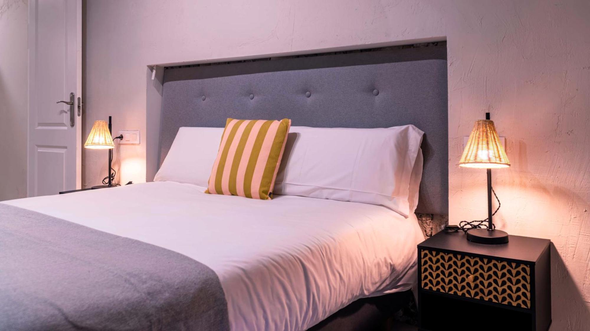 Apartamentos Carolina By Gaiarooms ليون المظهر الخارجي الصورة